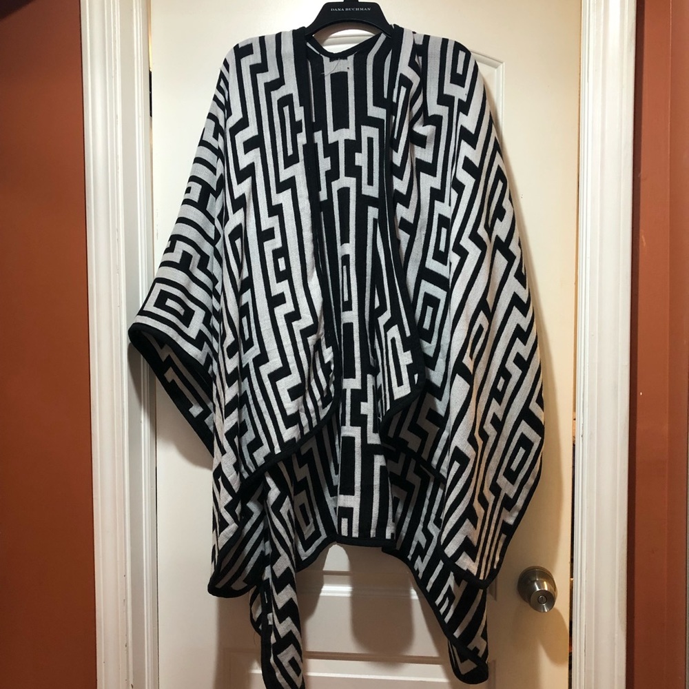 Black and white pancho